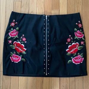 Embroidered Leather skirt